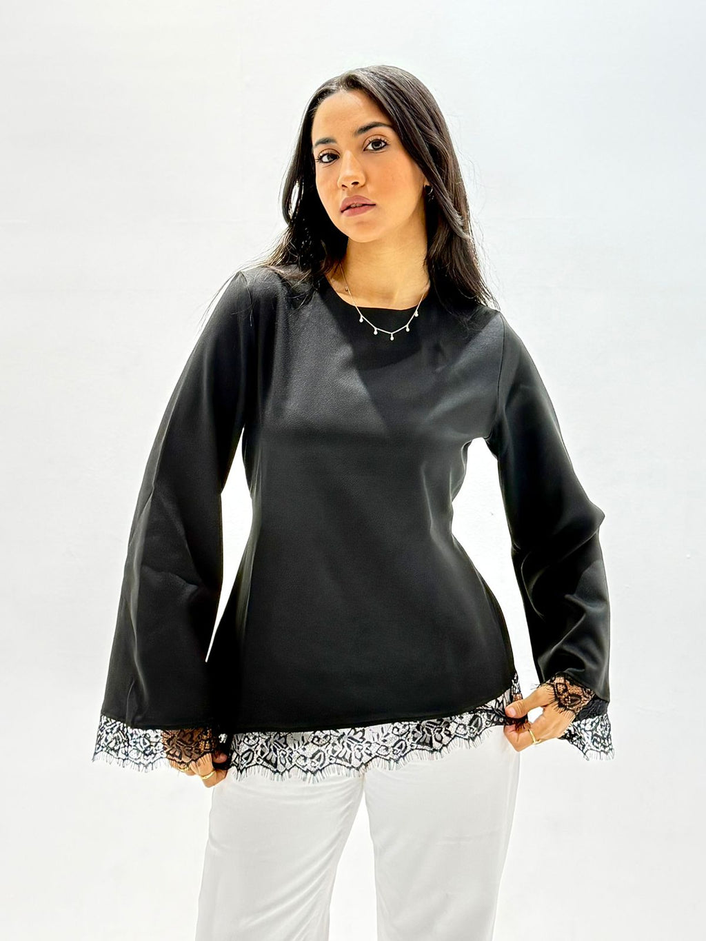 LACE TOP - BLACK