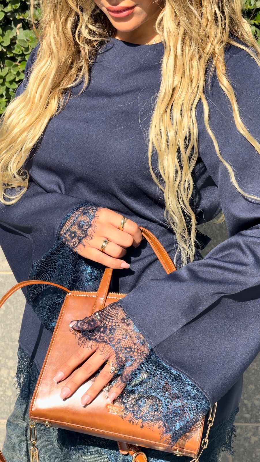 LACE TOP - NAVY BLUE