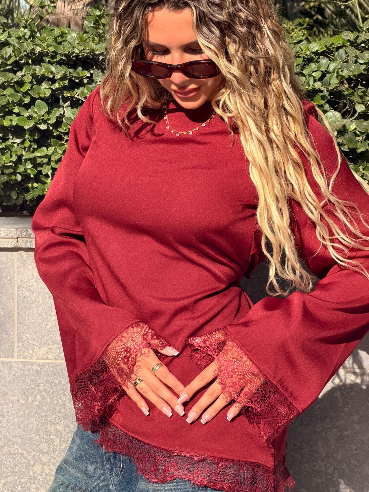 LACE TOP - BURGUNDY
