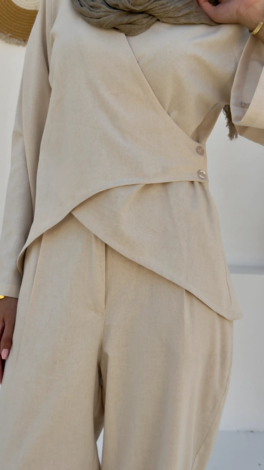 Luna Linen Top